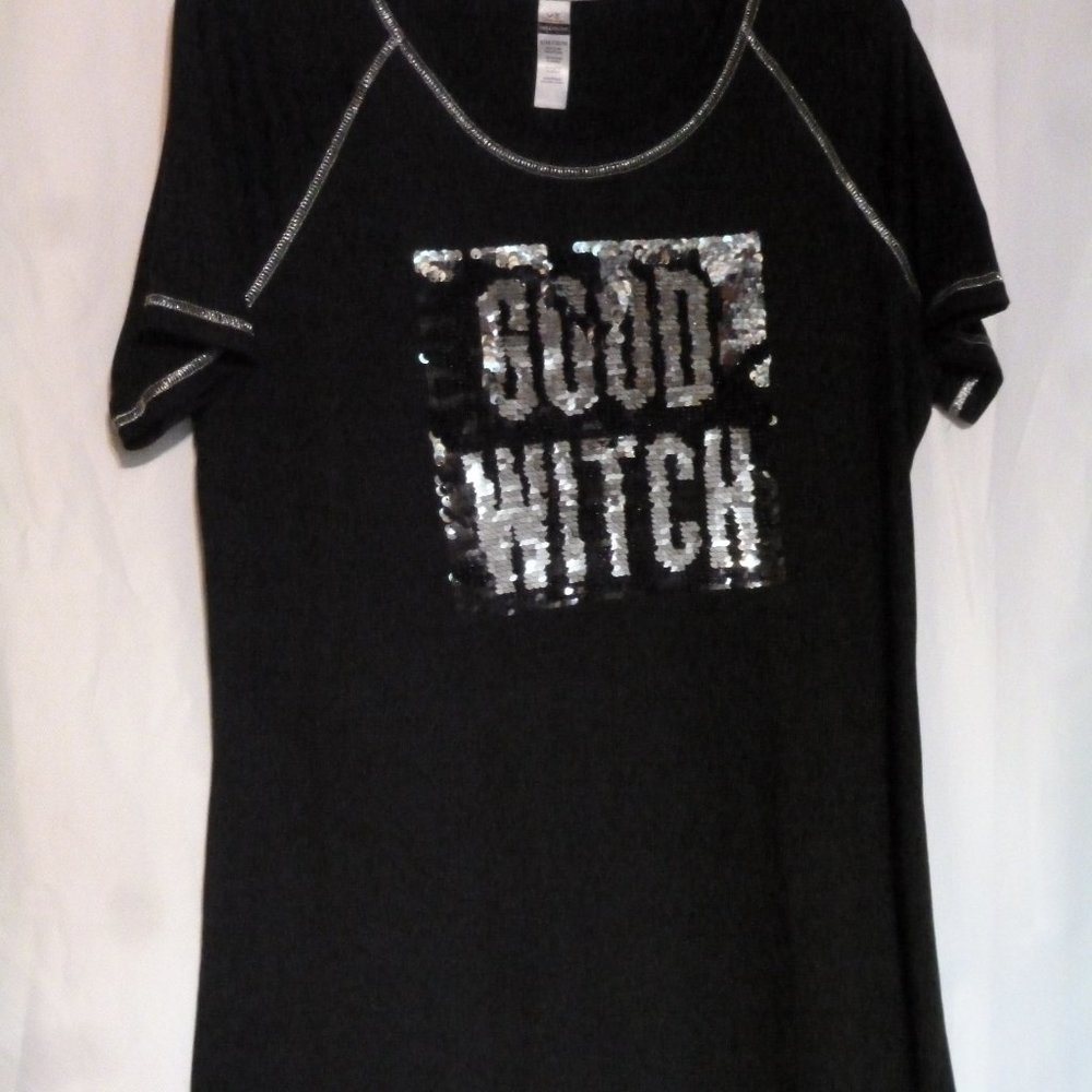 " Good Witch" metalic graphics sleepwear S/M
